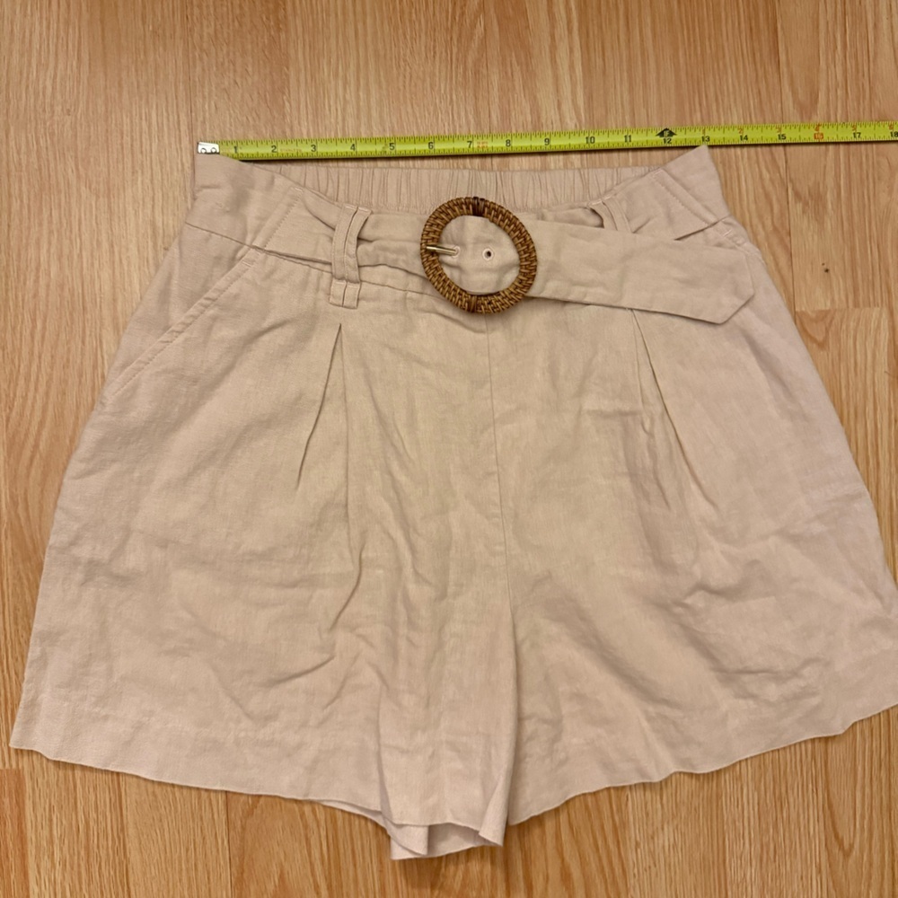 Sigrid Olsen Women's Cream Tan Belted Shorts Size 6 - Picture 4 of 5